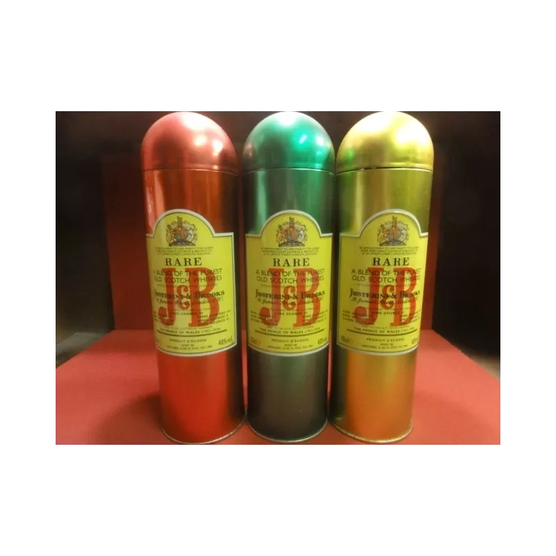 3 BOITES DE WHISKY J&B 