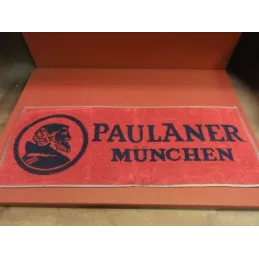 1 TAPIS PAULANER EN EPONGE 