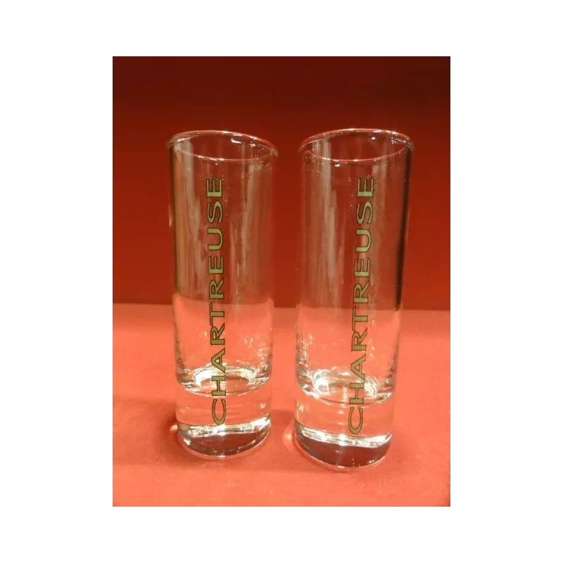 DEUX VERRES CHARTREUSE 6/7CL HT 10.50CM