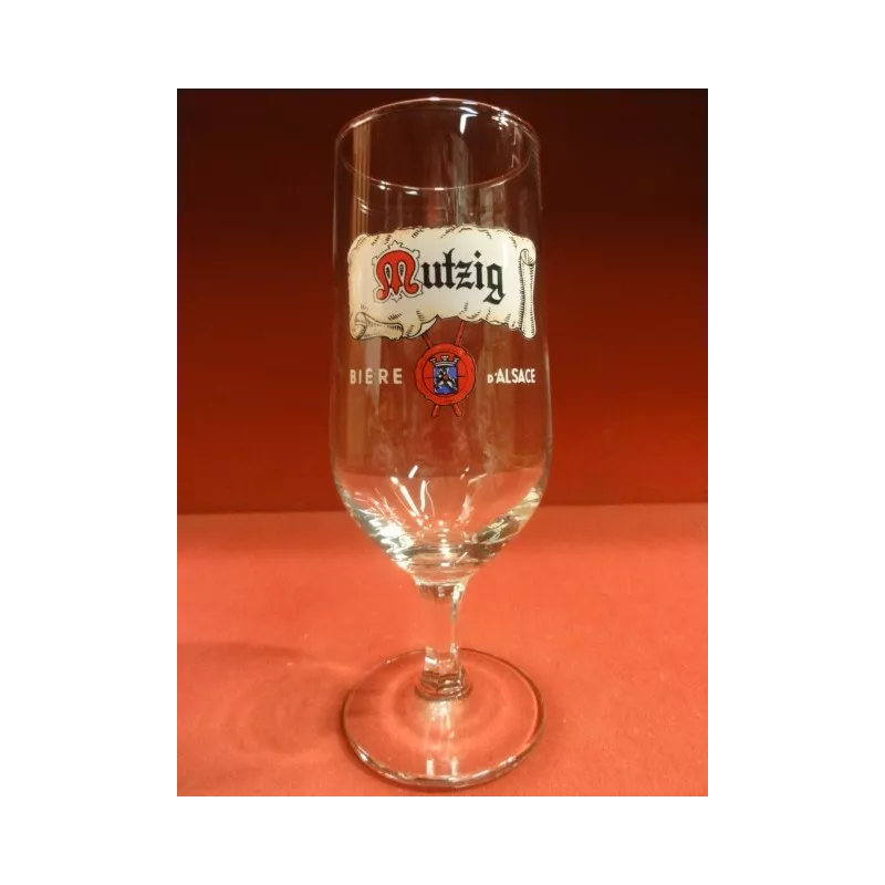 1 VERRE MUTZIG 25CL ( les yeux noirs)