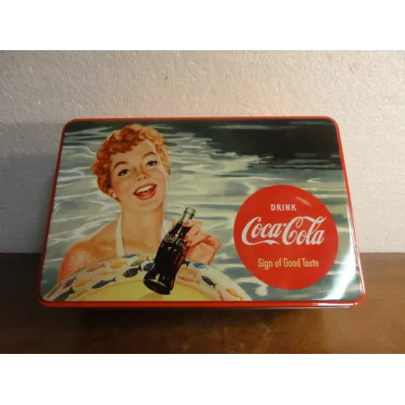 1 BOITE COCA-COLA 