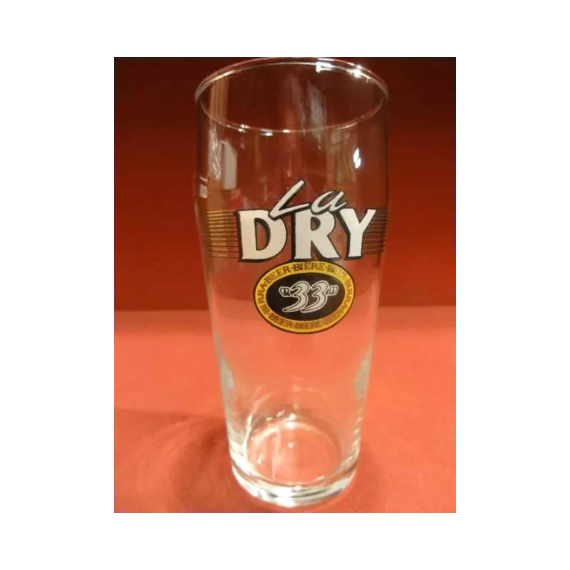 1 VERRE  LA DRY "33" 25cl