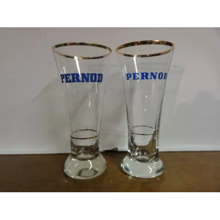 DEUX VERRES PERNOD  