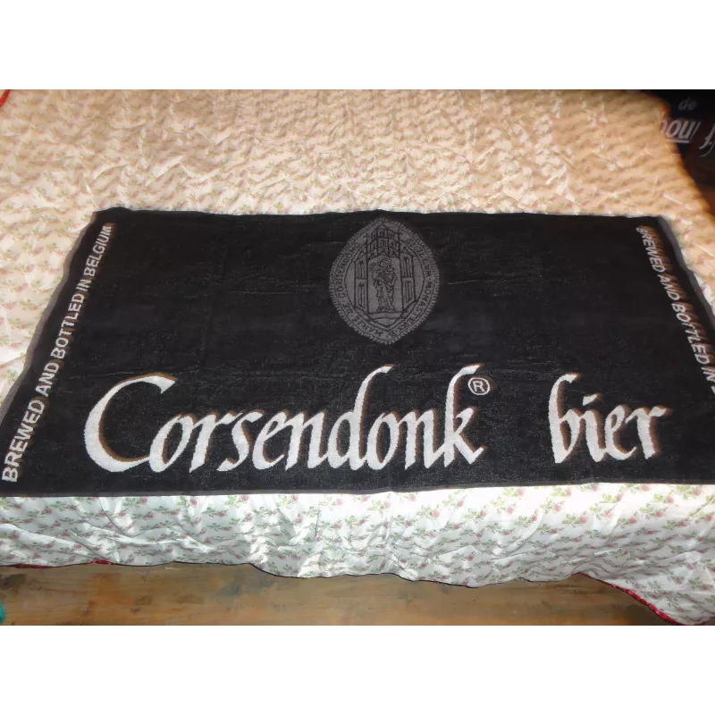 1 SERVIETTE  DE BAIN CORSENDONK