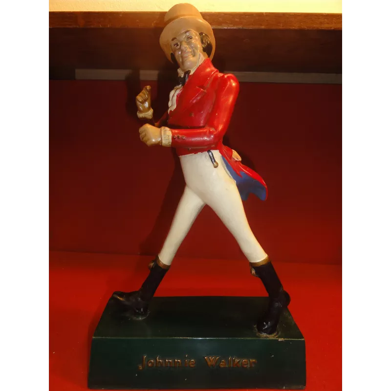 1 FIGURINE JOHNNIE WALKER HT.36CM