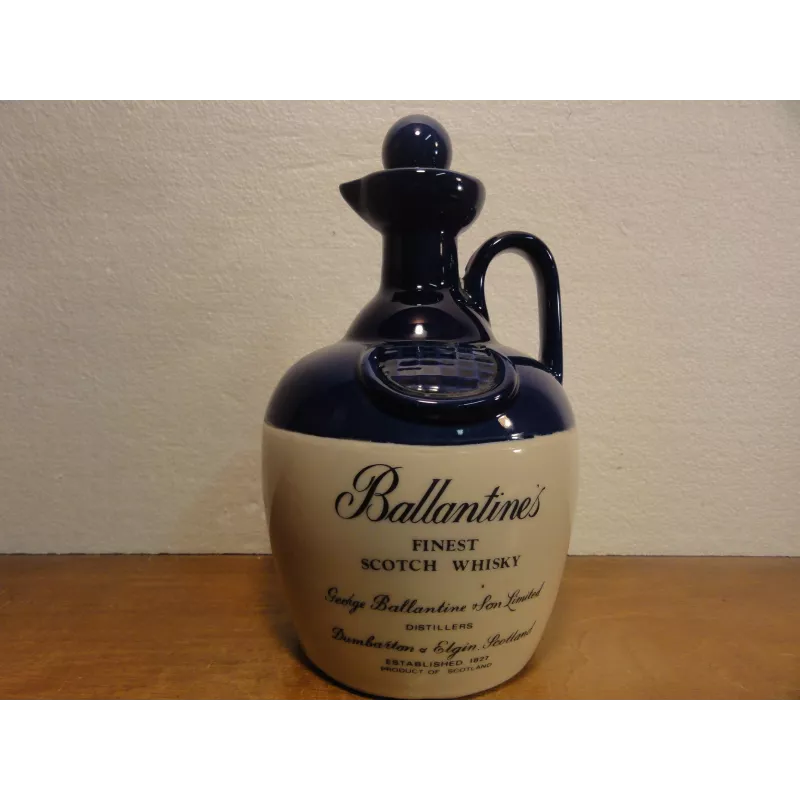 1 CRUCHON A WHISKY BALLANTINE'S 75 CL