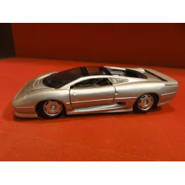 JAGUAR XJ220 MAISTO 1/24