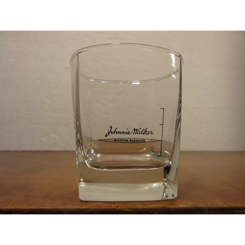 3 VERRES JOHNNIE  WALKER HT.8CM