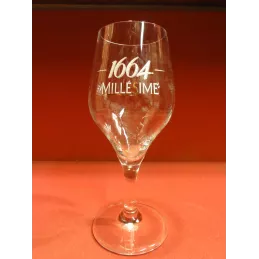 1 VERRE 1664 MILLESIME 25/33CL