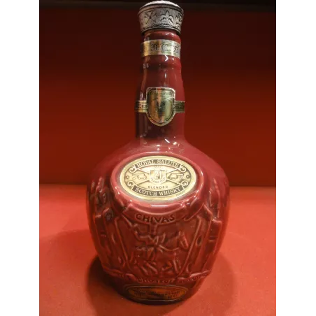 1 CRUCHON WHISKY CHIVAS 70CL