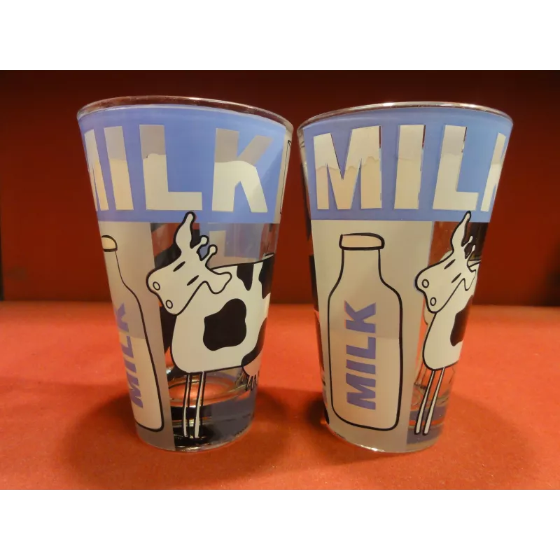 2 VERRES MILK