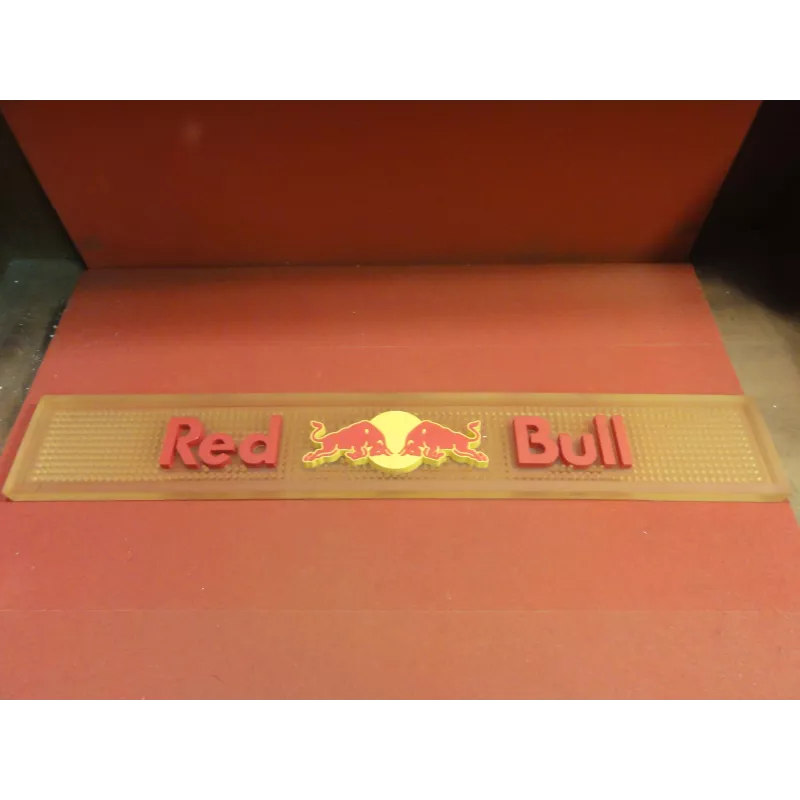 1 TAPIS DE BAR EGOUTTOIR RED BULL