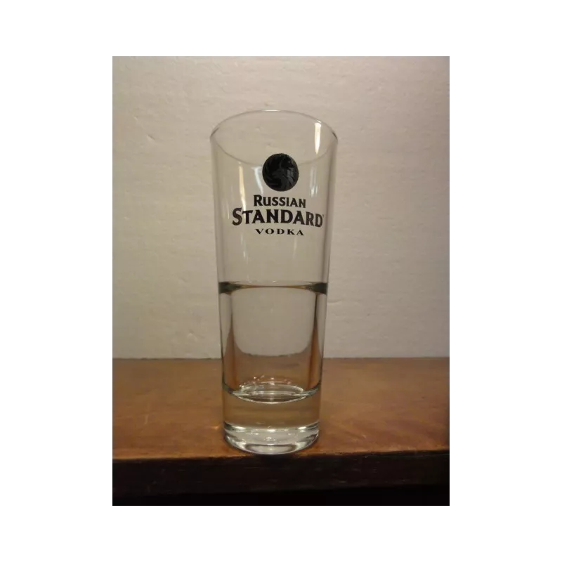 6 VERRES VODKA  RUSSIAN STANDAR