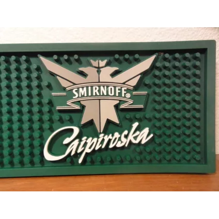 1 TAPIS DE BAR EGOUTTOIR SMIRNOFF VERT