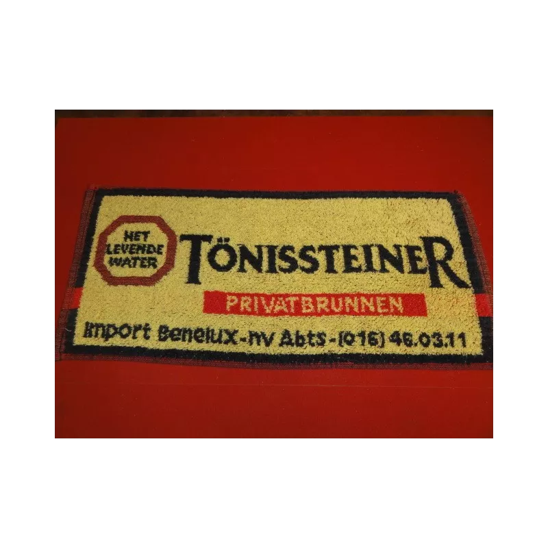 1 TAPIS DE BAR TONISSTEINER