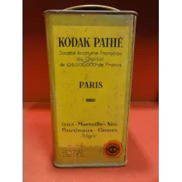 1 BOITE KODAK   HT. 19CM