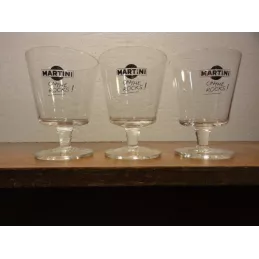 3 VERRES MARTINI 