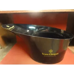 VASQUE CHAMPAGNE VEUVE CLIQUOT