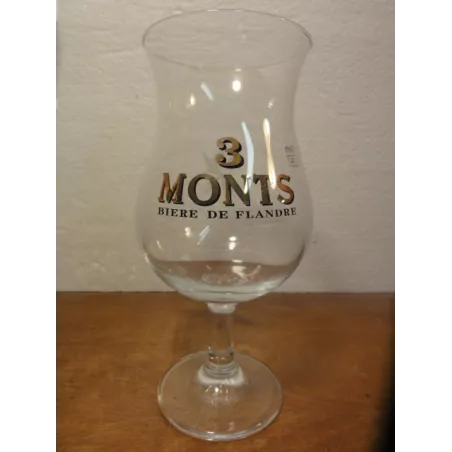 1 VERRE 3 MONTS 25CL HT. 17.40CM