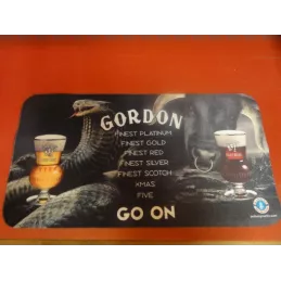 1 TAPIS DE BAR GORDON