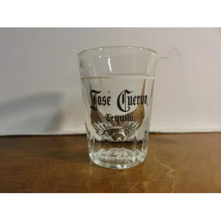 6 VERRES JOSE CUERVO