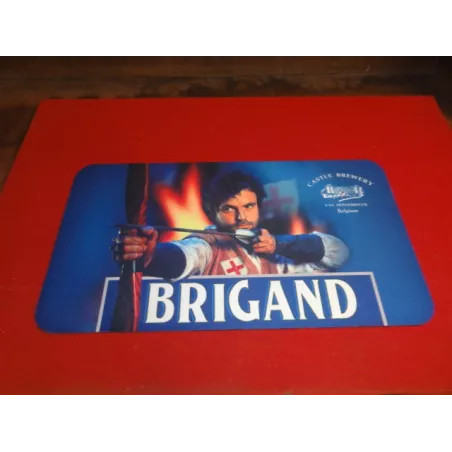 1 TAPIS DE BAR  BRIGAND