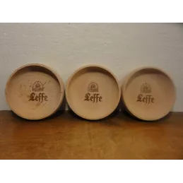 3 RAMEQUINS LEFFE  EN BOIS