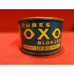 1 BOITE  CUBES OXO  HT. 4.20CM