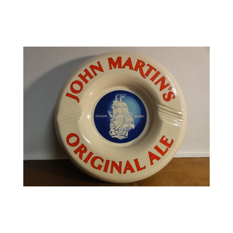 1 CENDRIER  JOHN MARTIN'S