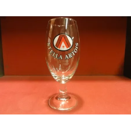 1 VERRE STELLA ARTOIS 50CL HT 20CM