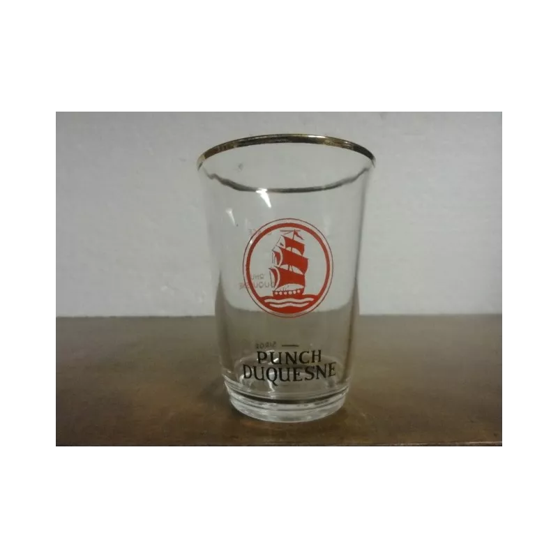 1 VERRE RHUM DUQUESNE HT. 8CM