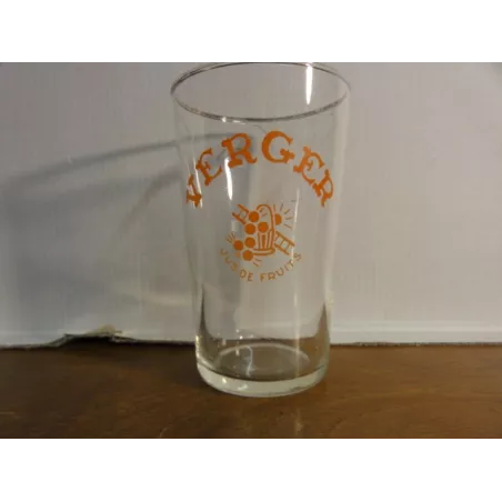 1 VERRE  SIROP  VERGER 