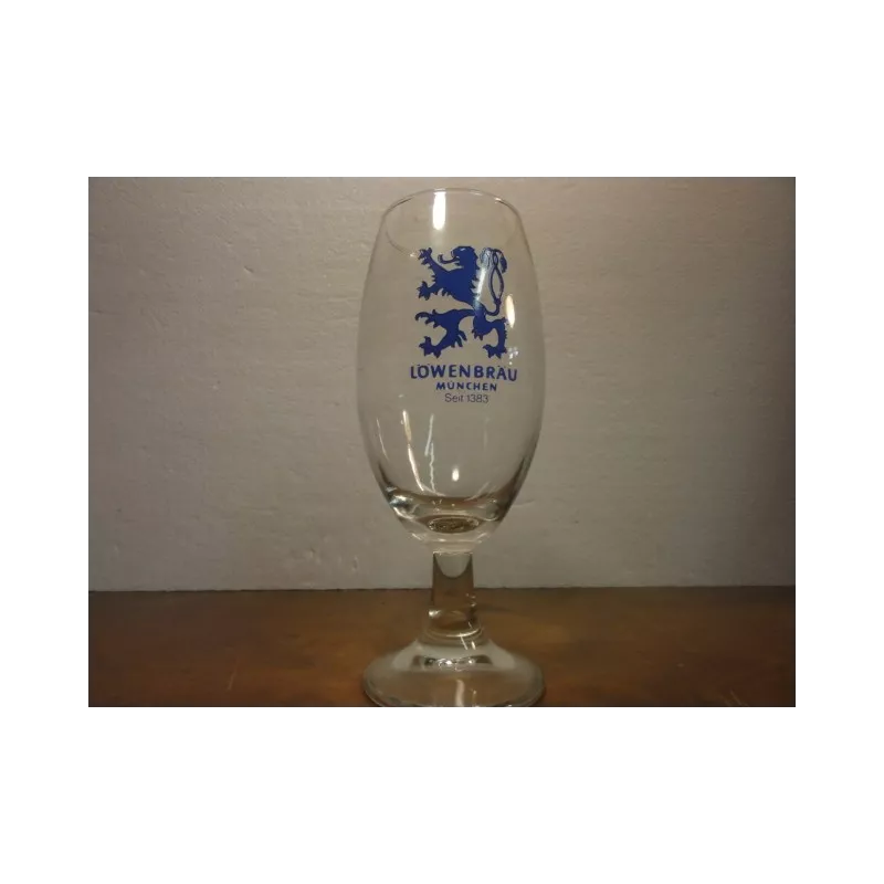 1 VERRE LOWENBRAU 40CL