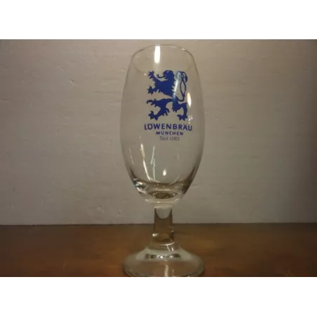 1 VERRE LOWENBRAU 50CL