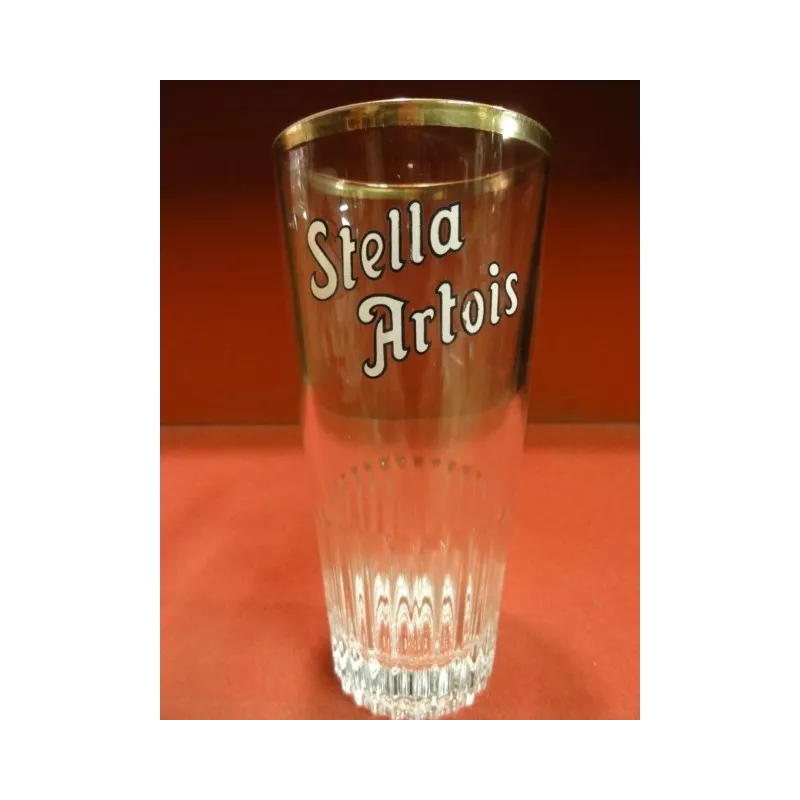 1 VERRE STELLA ARTOIS 25CL HT. 14.80CM