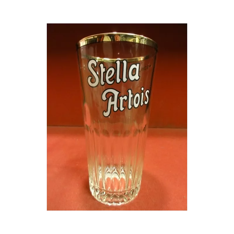 1 VERRE STELLA ARTOIS 33CL HT.14.60CM