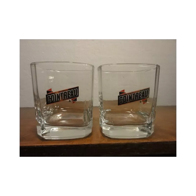 2 VERRES COINTREAU  HT. 8.80CM