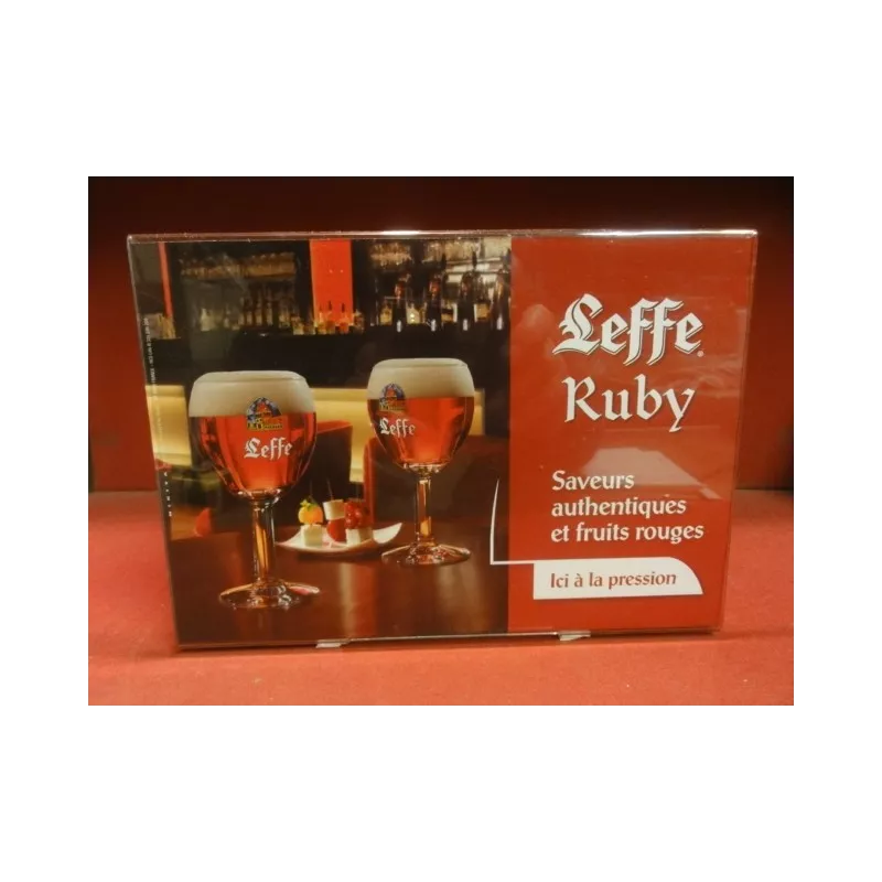 1 PRESENTOIR LEFFE  RUBY