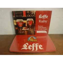 1 PRESENTOIR LEFFE  RUBY