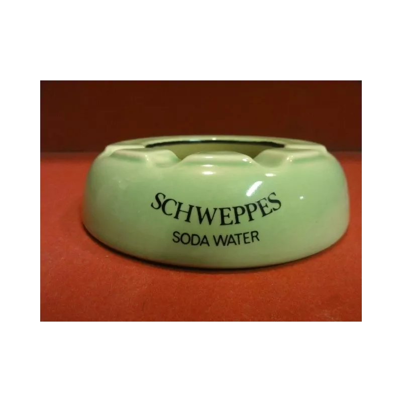 1 CENDRIER SCHWEPPES SODA WATER  VERT