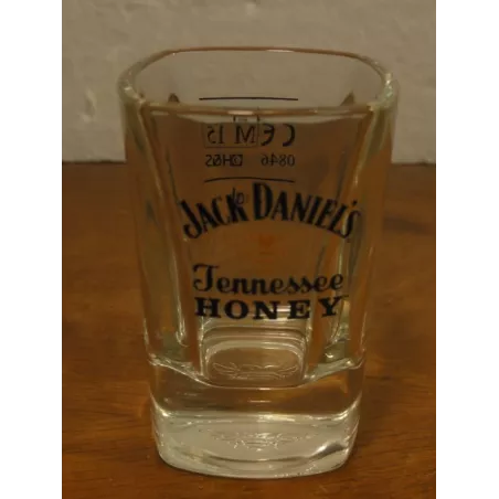 6 SHOOTERS JACK DANIEL'S 4CL