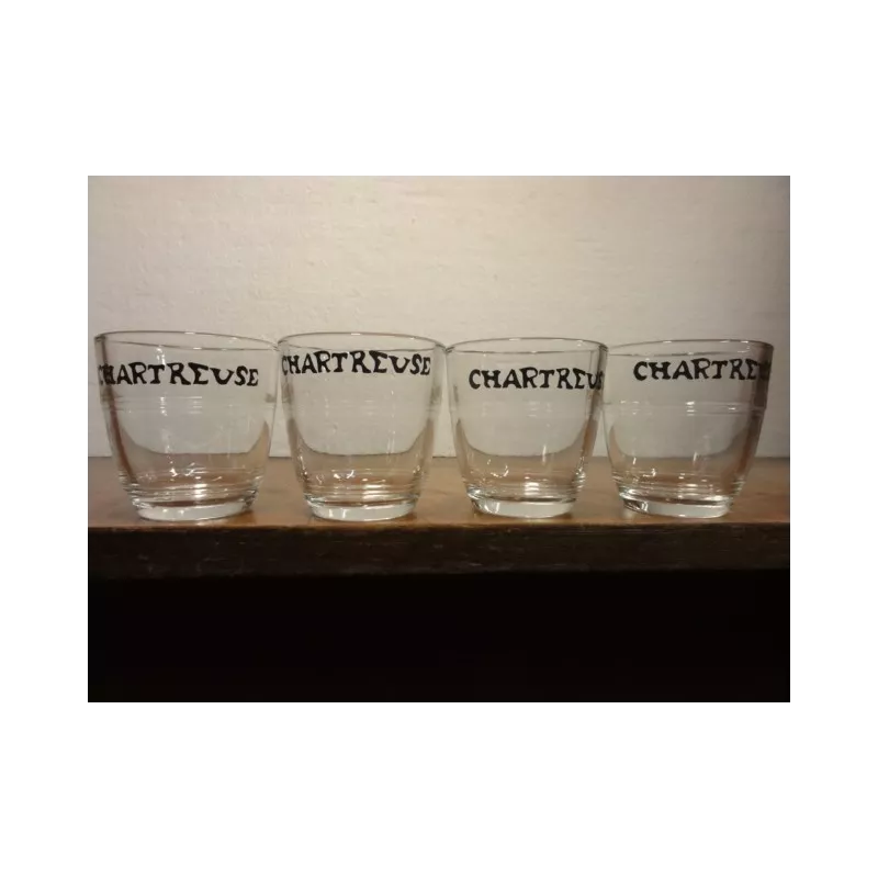 4 VERRES CHARTREUSE 8CL