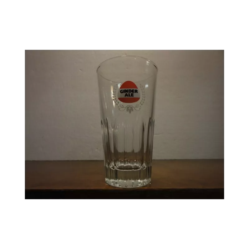 1 VERRE GINDER ALE 30/33CL HT 14.50CM