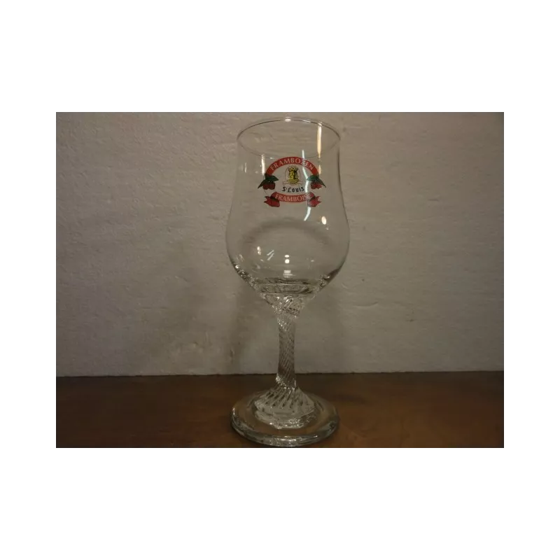 1 VERRE SAINT LOUIS 25CL HT. 18.20CM