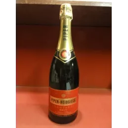 1 BOUTEILLE DE CHAMPAGNE PIPER-HEIDSIECK FACTICE