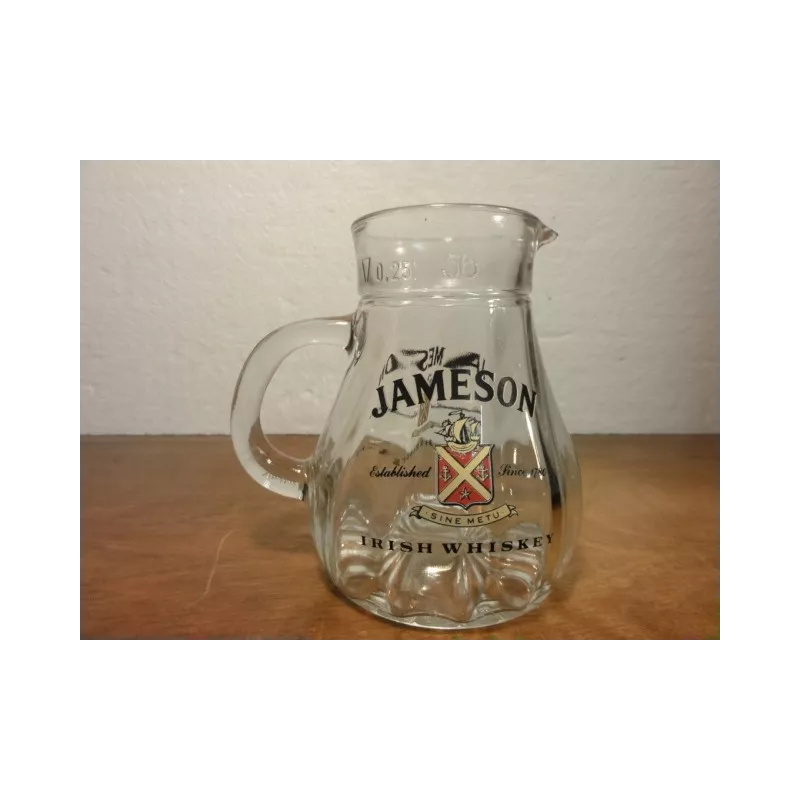 1 PICHET JAMESON 25CL EN VERRE 