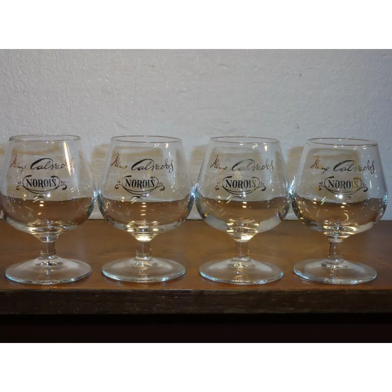 4 VERRES VIEUX CALVADOS NOROIS HT.9.20CM 10CL