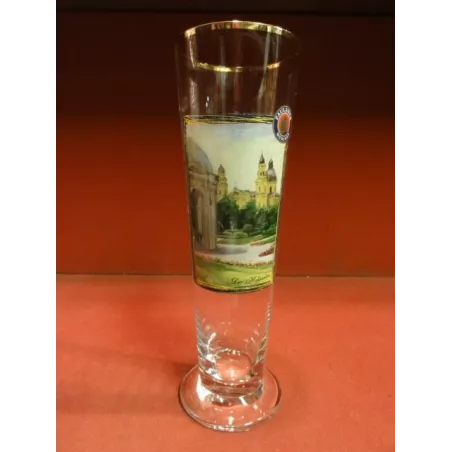 1 VERRE PAULANER 40CL HT .22.70CM