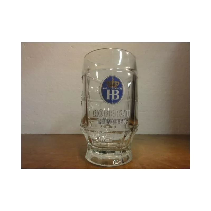 1 CHOPE HB HOFBRAU 30CL EN VERRE 