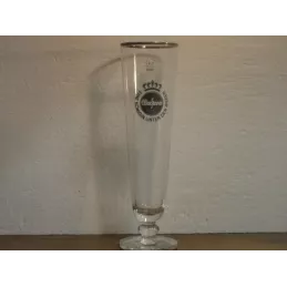 1 VERRE WARSTEINER 40CL HT. 25.70CM